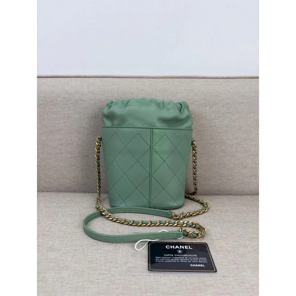 CHANEL Green Caviar Drawstring Bucket Bag AGHW